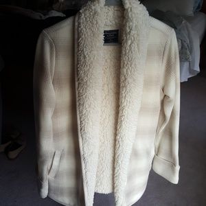 Abercrombie Sherpa Neutral Plaid Cardigan, Medium